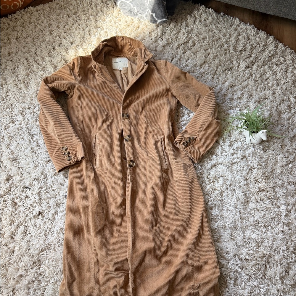 Long American Eagle Outfitters Tan Corduroy Collar full length long Jacket